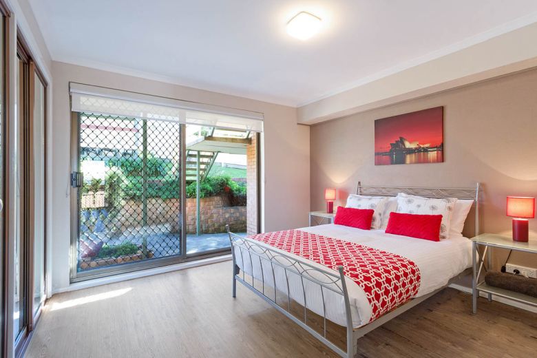 Panoramic Townhouses Standard Master Bedroom