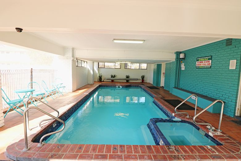 Aquarius Standard Indoor Pool